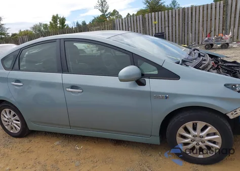 2015 Toyota Prius Plug-In Advanced from USA, damaged, VIN JTDKN3DP2F3070853